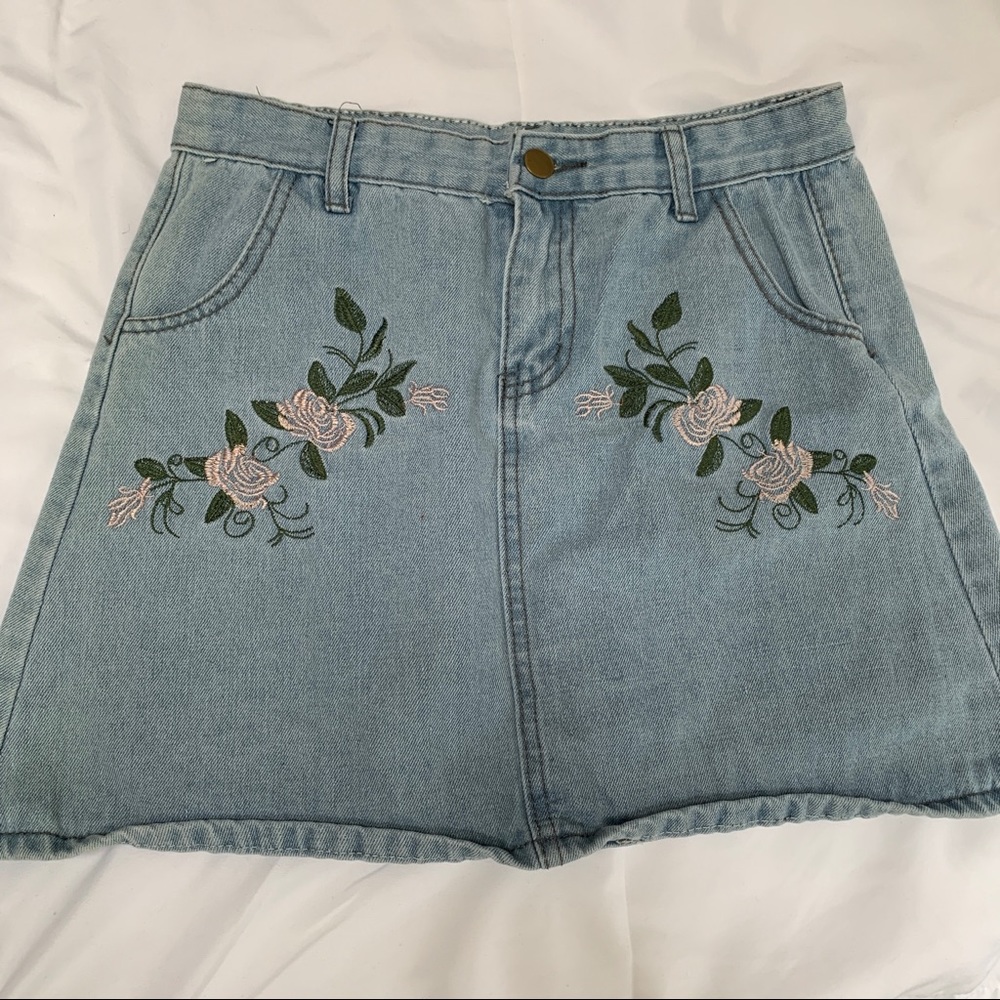 Floral embroidered denim skirt